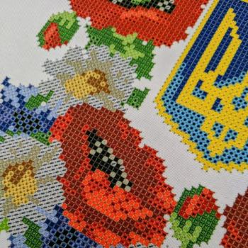 Рушник на ікони під вишивку  Польові квіти в орнаменті з тризубом